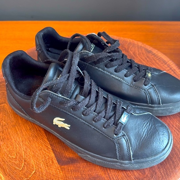 Lacoste Other - Lacoste Larond pro sneaker size 8 unisex clearance price 💯